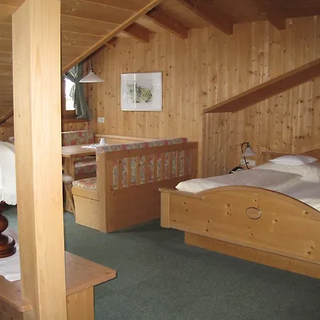 Gasthof Eggwirt Ulten Kamer foto