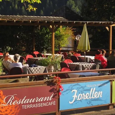 Gasthof Eggwirt Ulten Buitenkant foto